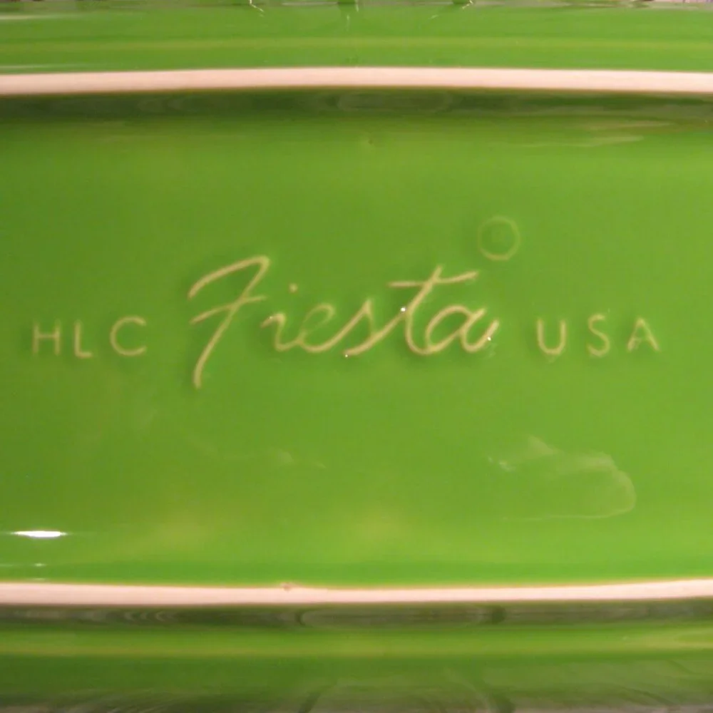 FIESTA BY HOMER LAUGHLIN SHAMROCK GREEN BREAD TRAY - Picture 2 of 2